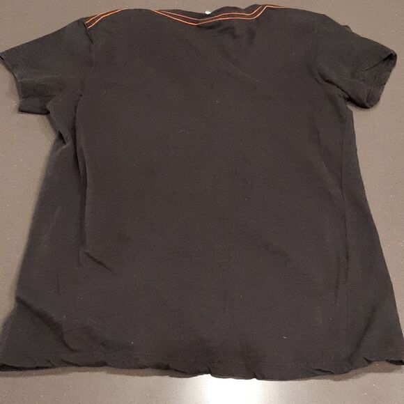 Genuine Merchandise Size M GIANTS Black and Orange Tee - Picture 5 of 5